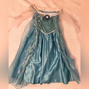 Frozen Elsa Costume. Disney, Princess, Kids. Size 4-6X
